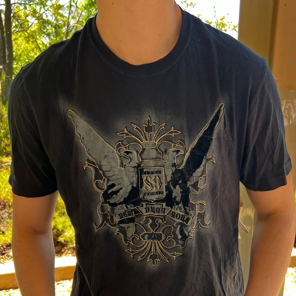 NEW DKNY JEANS MEN CITY RUSH GOLD THREAD T SHIRT STATUE ANGEL WINGS METALLIC GUY - Picture 2 of 16